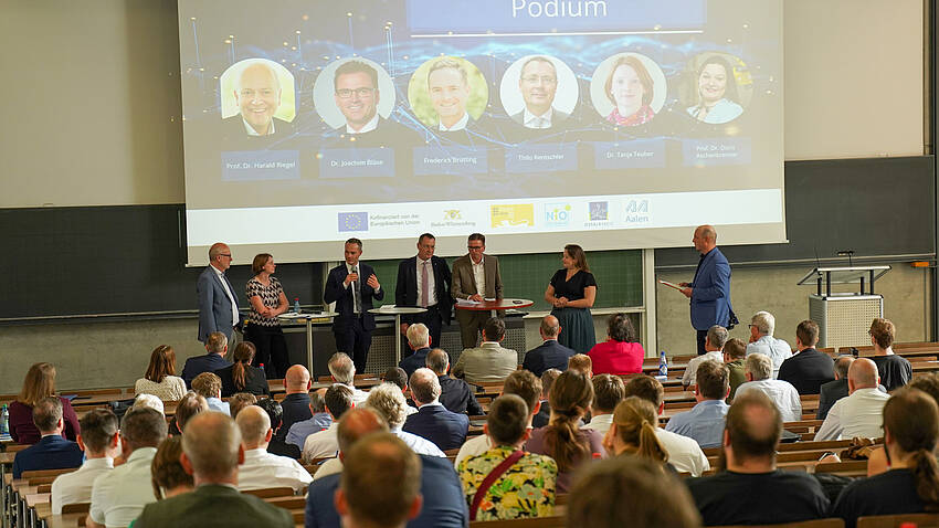 Ein Dialogformat auf Augenhöhe Ein Dialogformat auf Augenhöhe