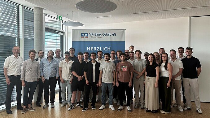 Praxisnah und innovativ: Sieben studentische Teams präsentieren Geschäftskonzepte bei der VR‑Bank Ostalb eG