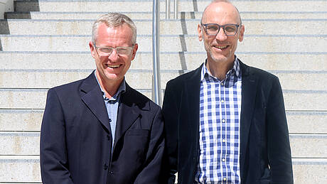 Gastprofessor Danie Schutte mit Prof. Härting an der Hochschule Aalen
