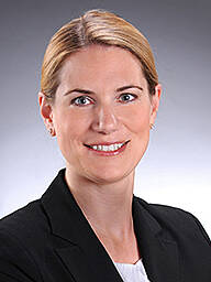 Prof. Dr. Christina Ravens