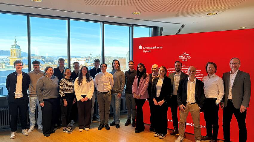 Vom Hörsaal zum Gründungs-Pitch: Studierende denken Geschäftsmodelle an