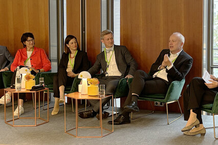 Rektor Riegel sprach bei einer Podiumsdiskussion in Berlin.