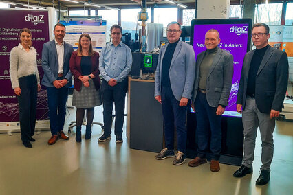 KI-Werkstatt übergibt „Geochecker“ an digiZ in Aalen