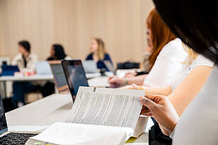 Vorlesung im Bachelorstudiengang Wirtschaftsrecht