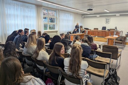 35 Studierende der Hochschule Aalen vor Gericht 35 Studierende der Hochschule Aalen vor Gericht
