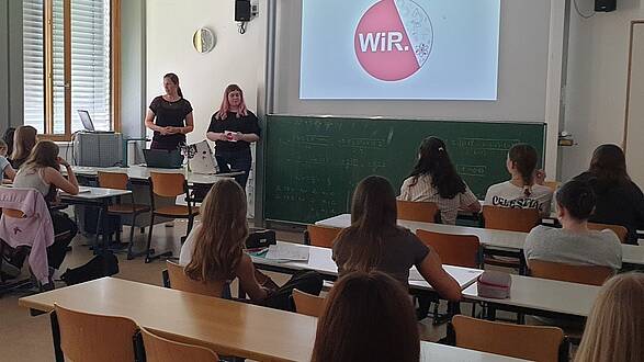 WiR. im Parler-Gymnasium