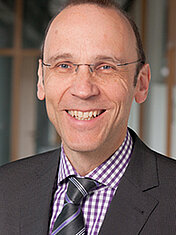 Prof. Dr. Ralf-Christian Härting