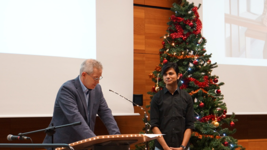 Internationale Weihnachtsfeier mit Vergabe internationaler Preise