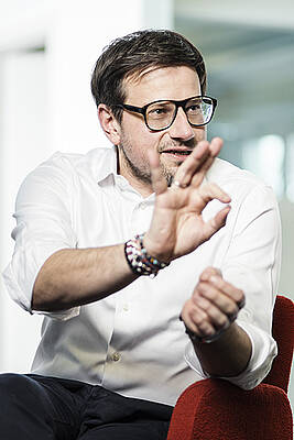 Prof. Dr. Markus Peter