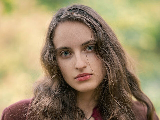 Portrait von Alma Von Koeding, Studentin, Informatik mit Schwerpunkt IT-Sicherheit