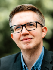 Prof. Dr. Dominik Mueller