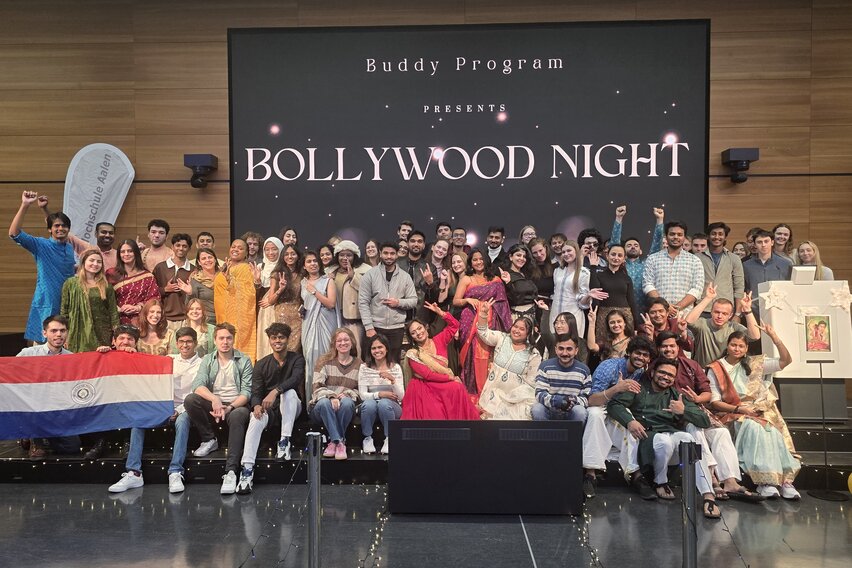 Bollywood-Flair auf dem Campus