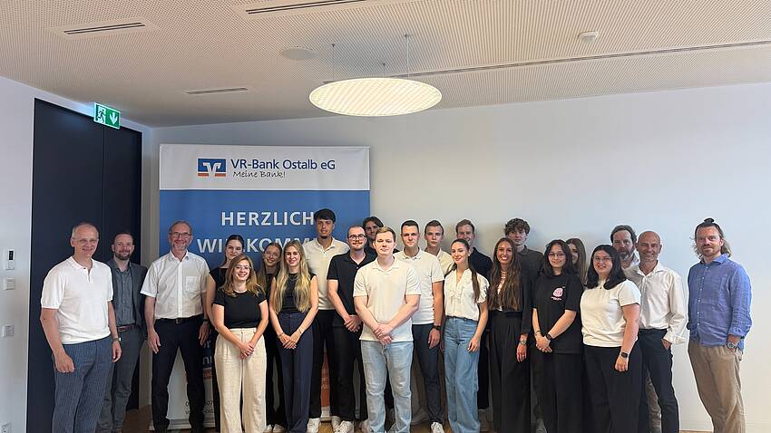 Vom Hörsaal zum Geschäftsmodell: Sechs Teams bestehen den Praxischeck