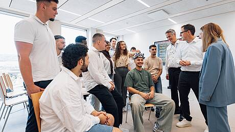 Zum Wintersemester 2026/2027 erweitert die Hochschule Aalen ihr Studienangebot um einen internationalen Bachelorstudiengang.