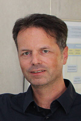 Prof. Dr. Claus Feuchter