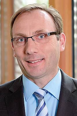 Prof. Dr.-Ing. Bernhard Höfig