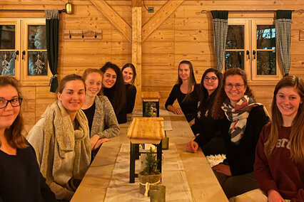 Exklusive Einblicke bei ZEISS: WiR.-Studentinnen zu Gast in Oberkochen