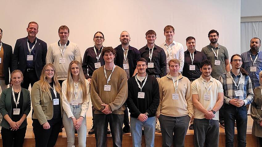 Gruppenbild von Studierenden