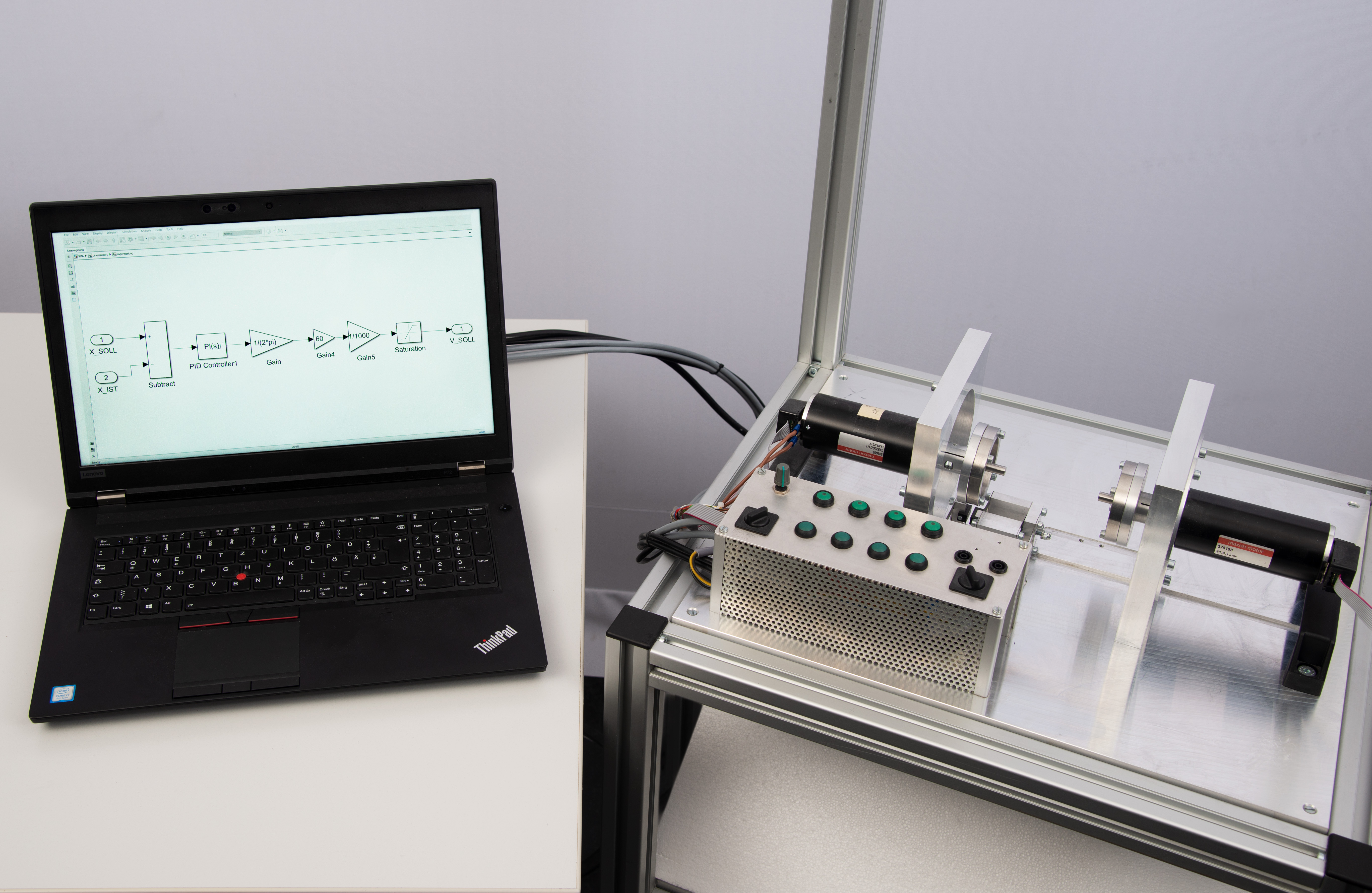 Laborversuch Mechatronische Systeme