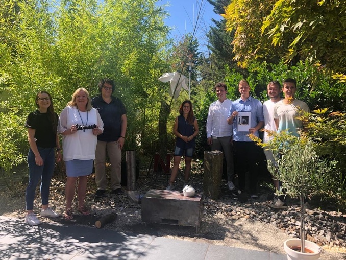 Gruppenfoto: Vertreterinnen Und Vertreter Der Hochschule Aalen Und Des Vereins Namast