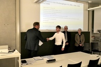 Jonas Lieb hat seinen Bachelor in ,,Oberflächentechnik‘‘ erfolgreich abgeschlossen und wurde für seine herausragenden Leistungen ausgezeichnet. Foto: © Hochschule Aalen | Joanna Milewska
