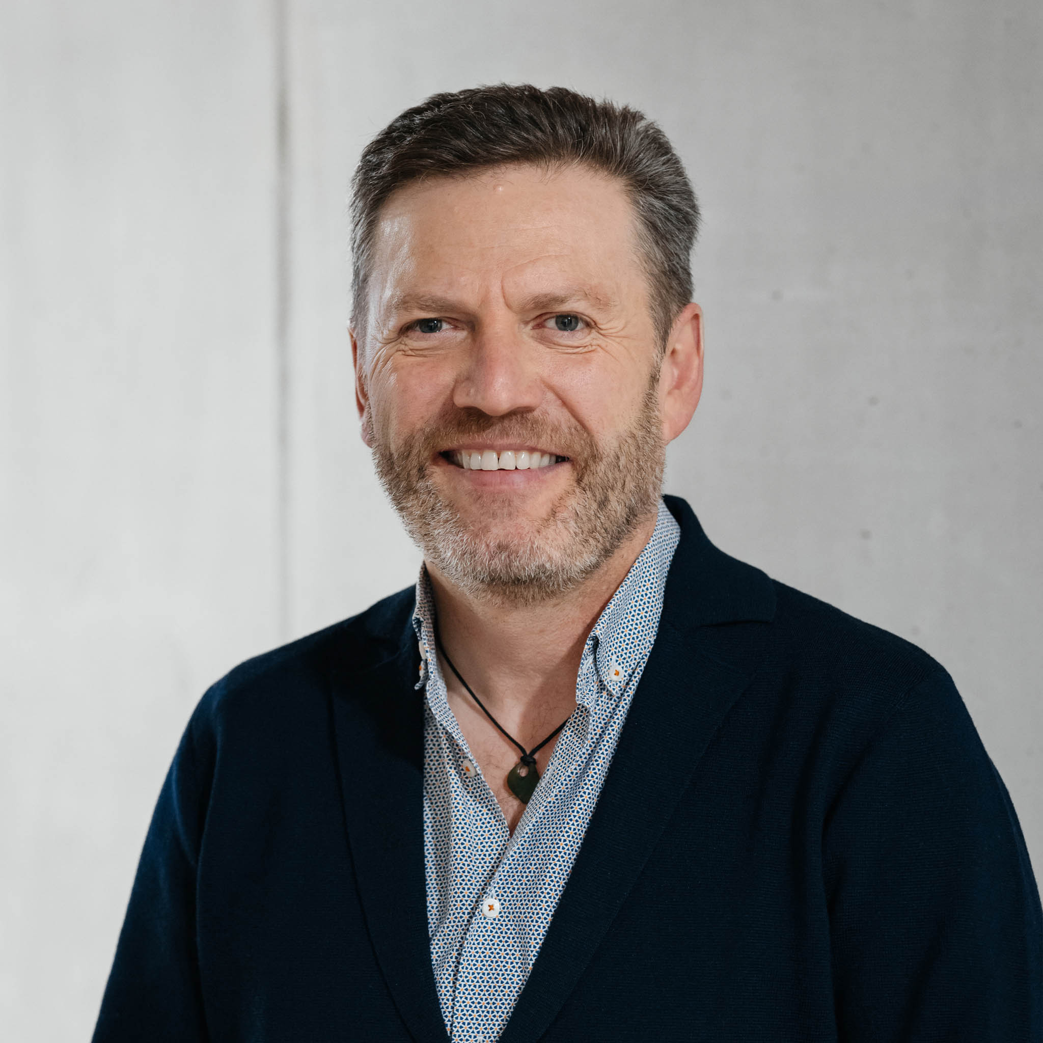 Dr. Timo Bernthaler