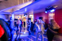 Anschließend wurde noch in der Magistrale der Hochschule Aalen ausgelassen und zauberhaft weitergefeiert. Foto: © Hochschule Aalen | Tobias Holzinger